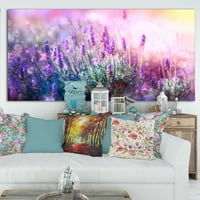 Designart 'în creștere și Înflorire lavanda' Floral Canvas Art print